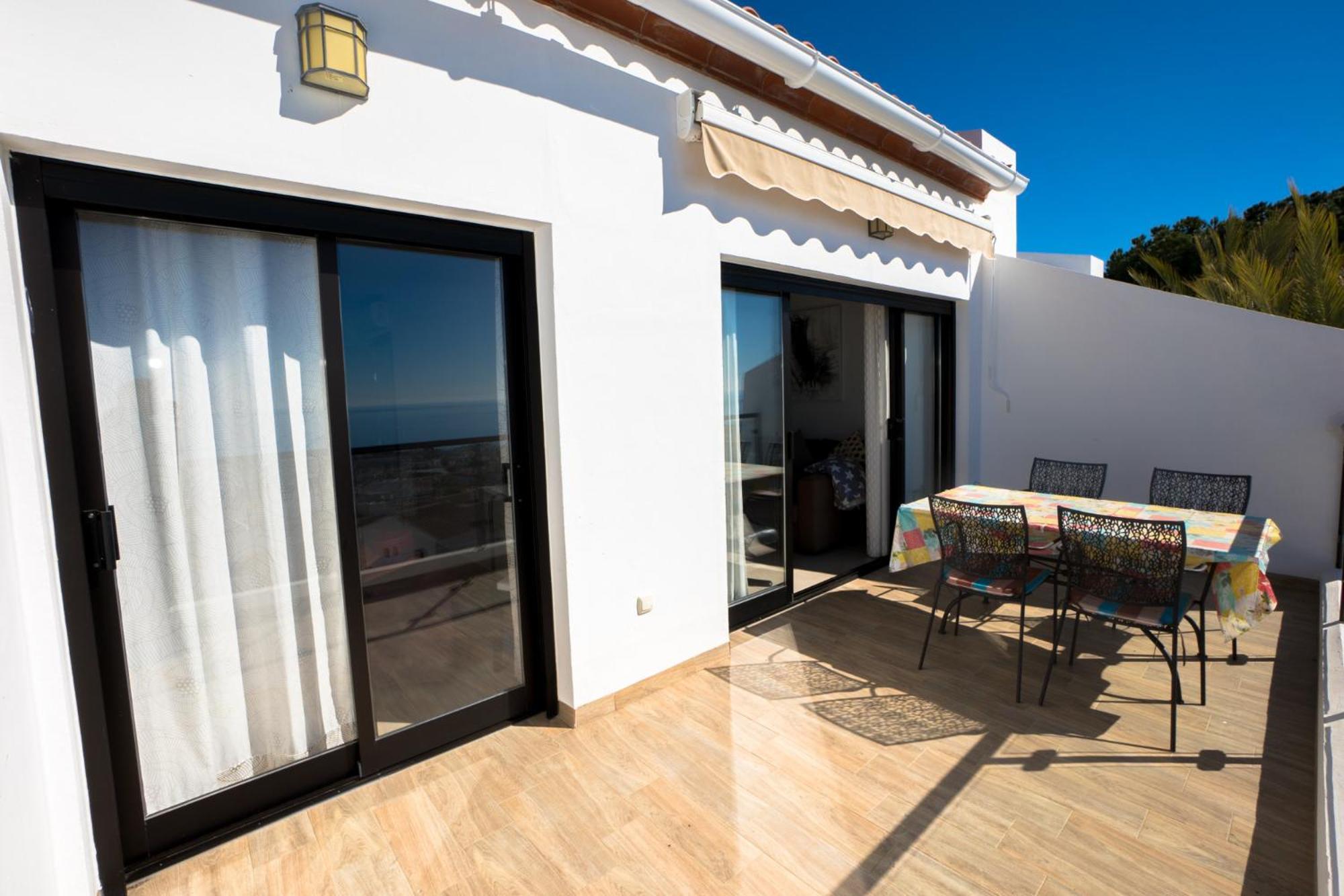 Apartamentos & Spa Torres De San Juan Nerja Exterior photo