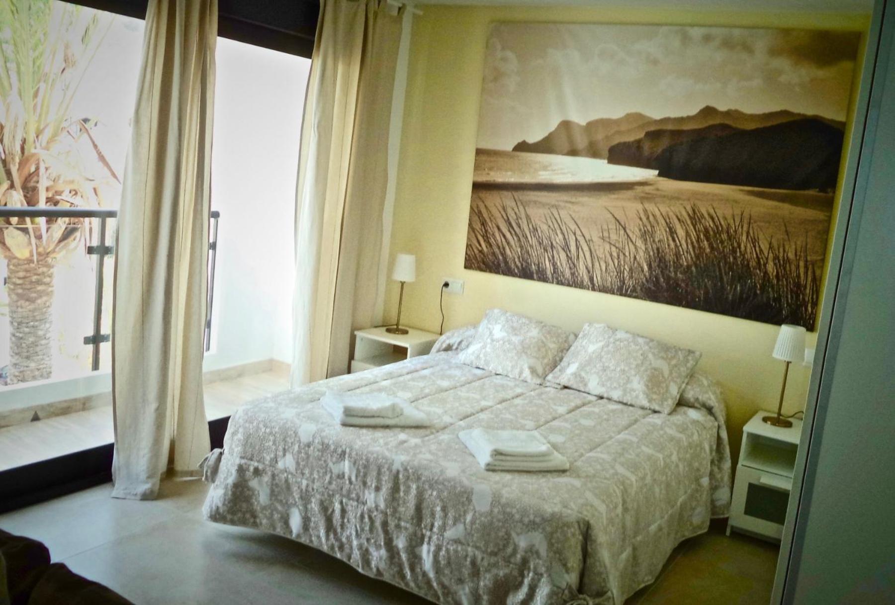 Apartamentos & Spa Torres De San Juan Nerja Exterior photo