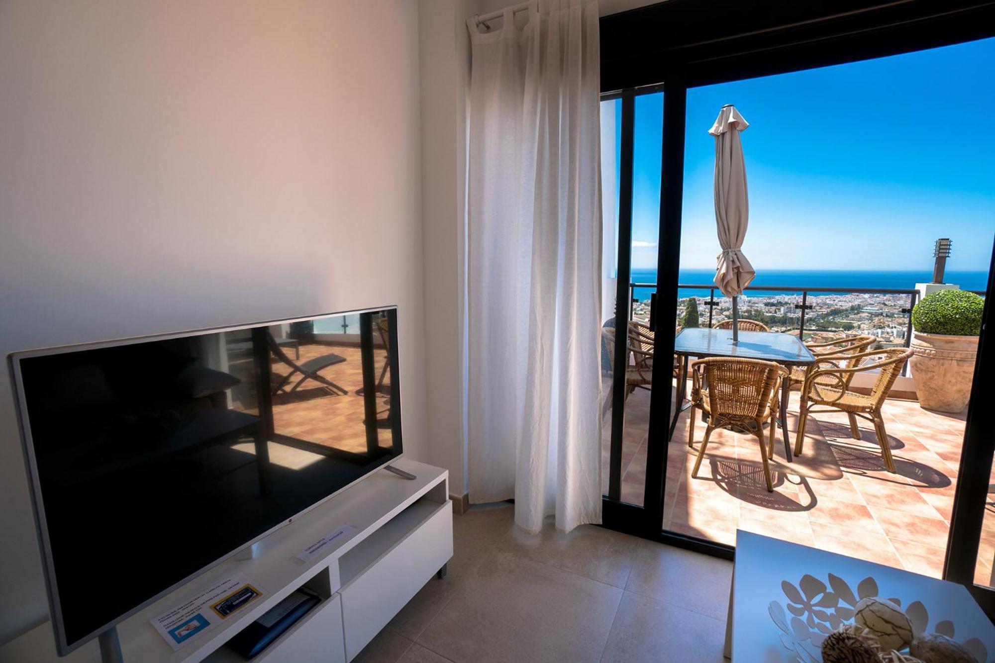 Apartamentos & Spa Torres De San Juan Nerja Exterior photo