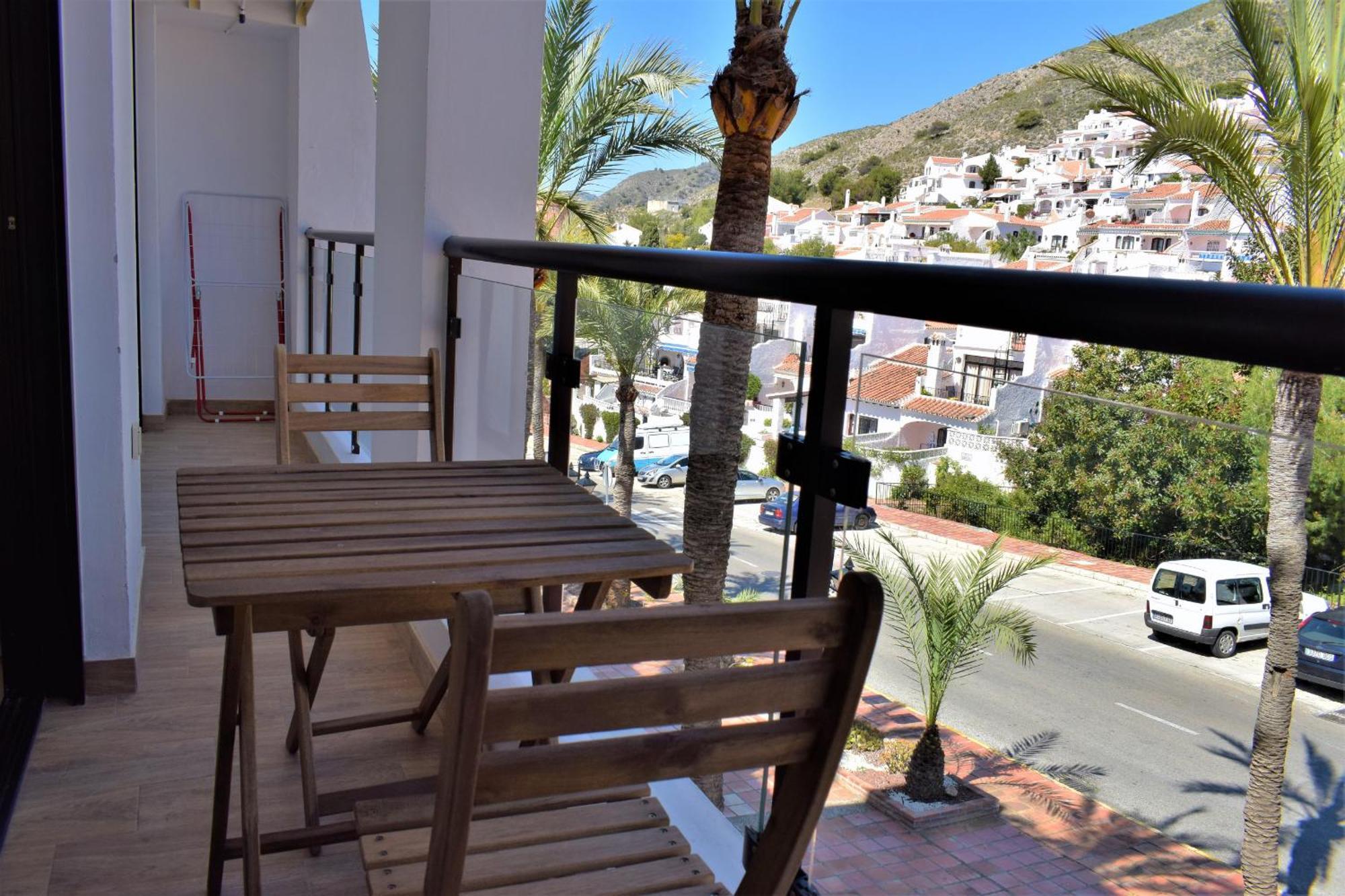Apartamentos & Spa Torres De San Juan Nerja Exterior photo